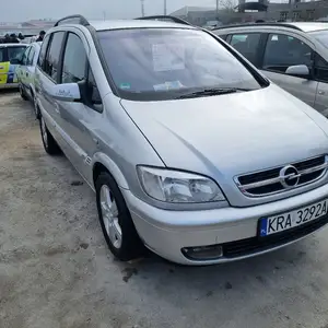 Opel Zafira, 2005