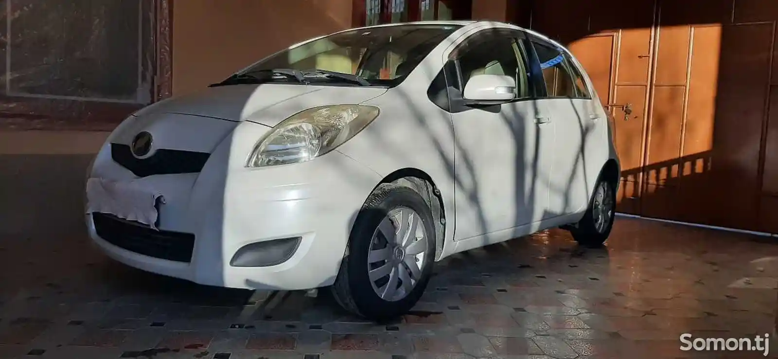 Toyota Vitz, 2009-2