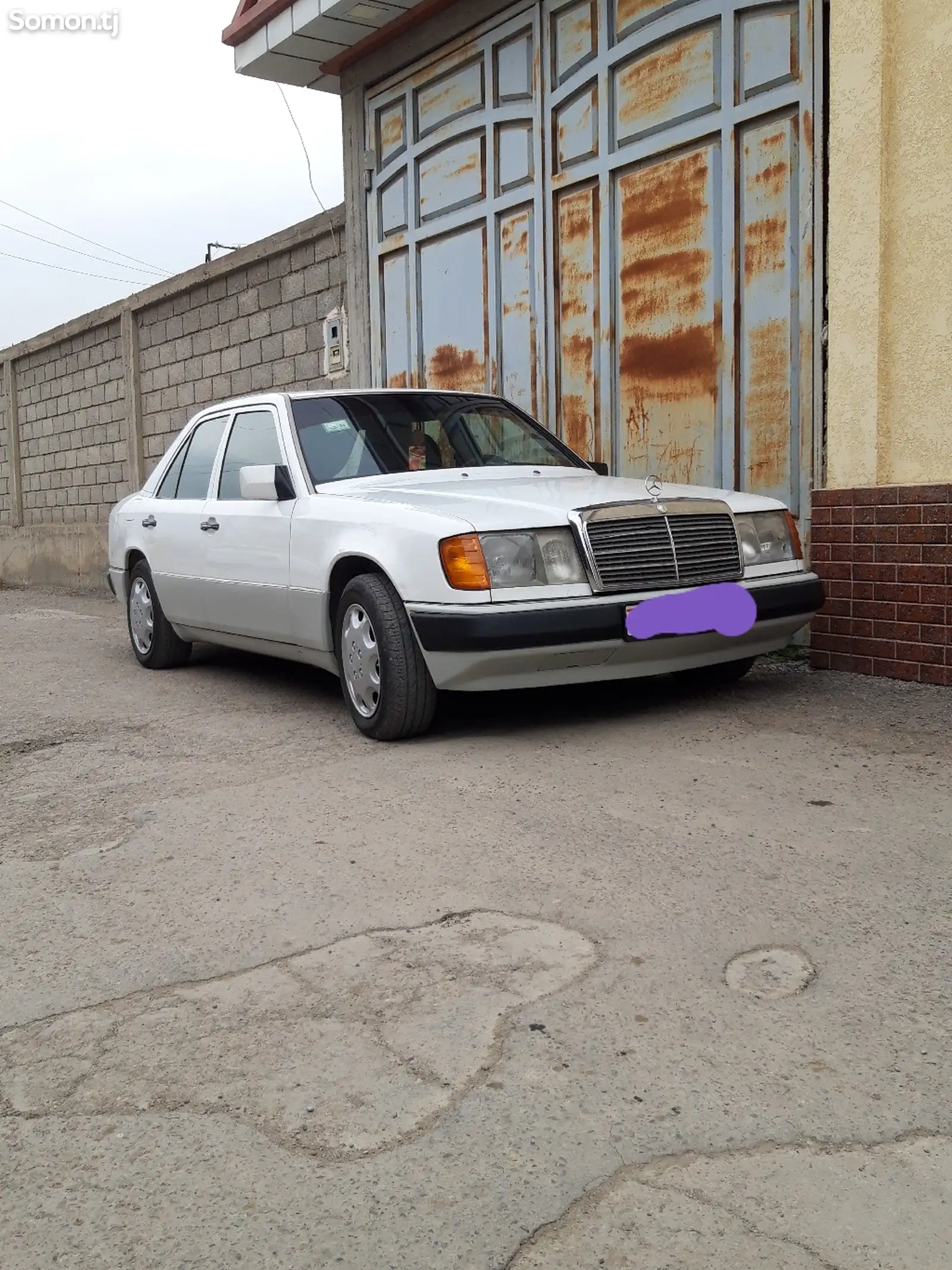 Mercedes-Benz W124, 1992-3