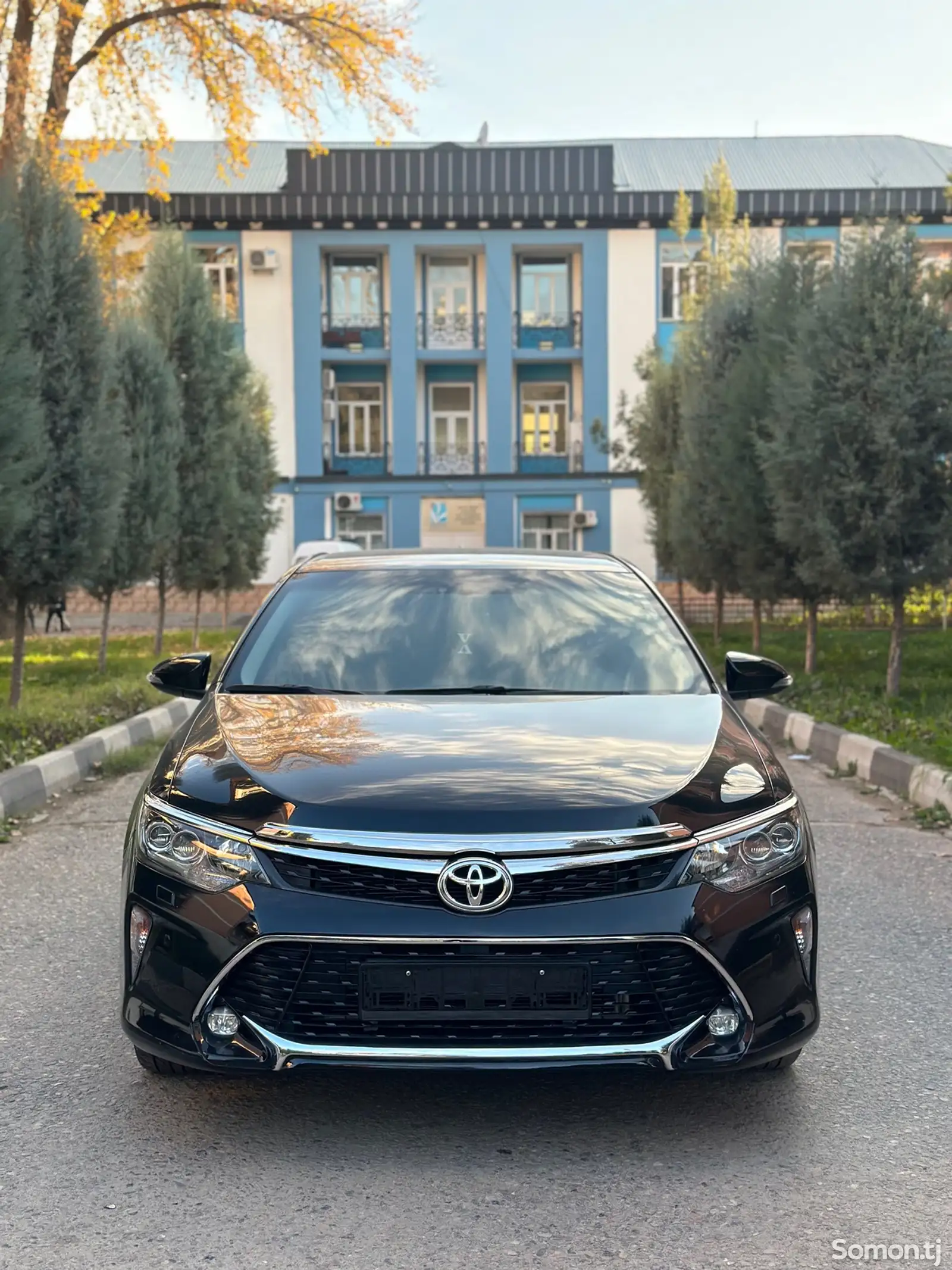 Toyota Camry, 2017-1