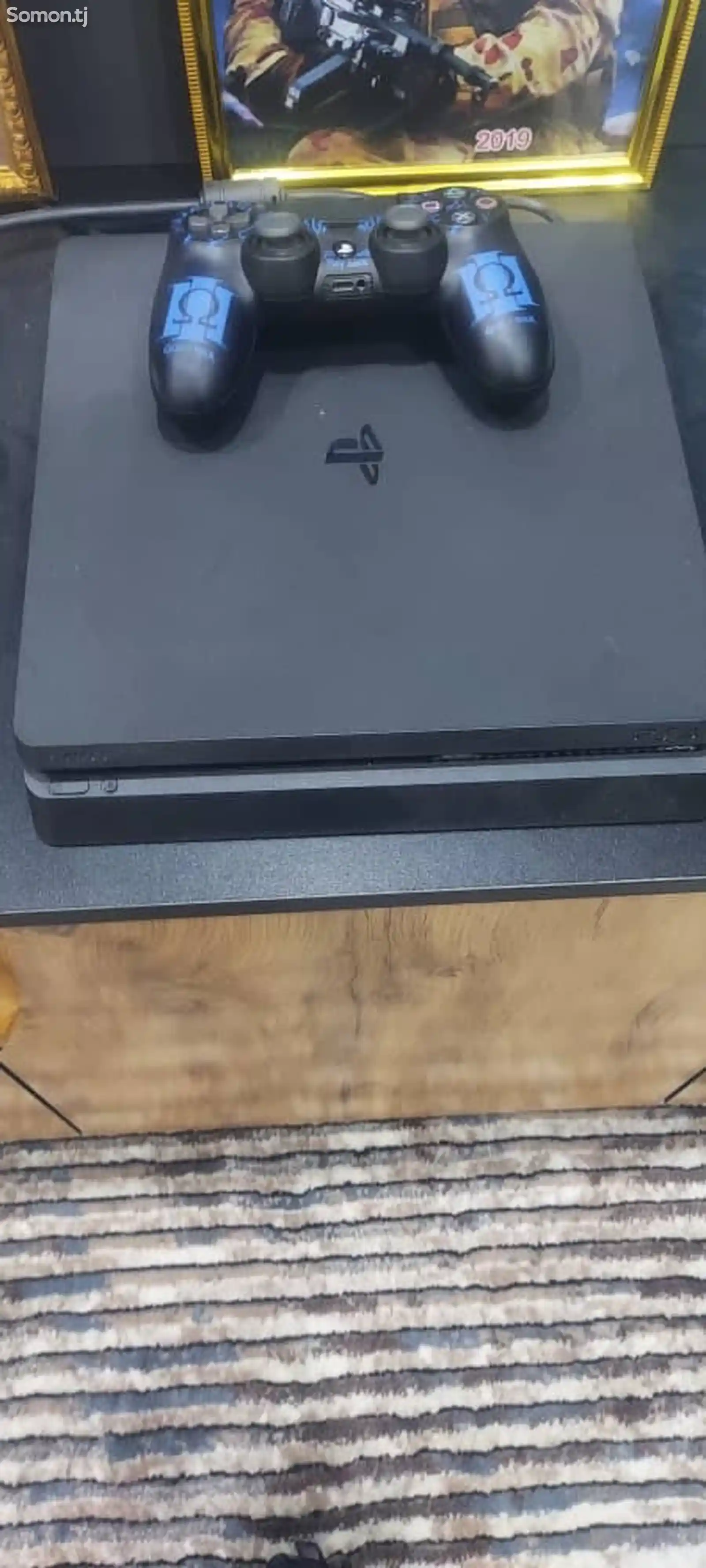 Игровая приставка Sony PlayStation 4 slim-1