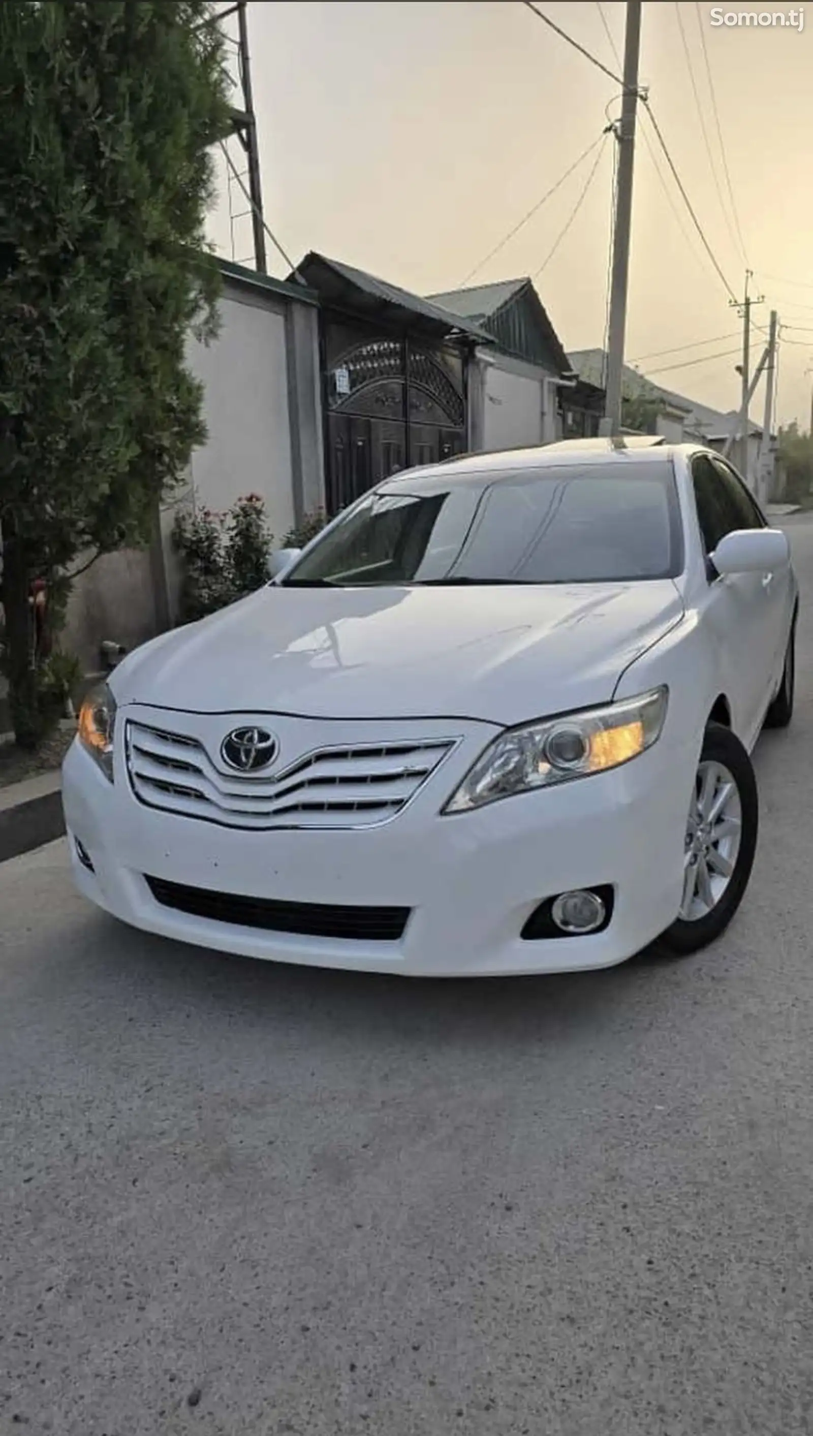 Toyota Camry, 2011-1