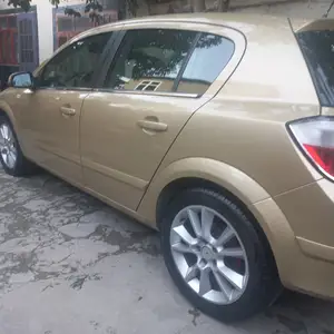 Opel Astra H, 2004