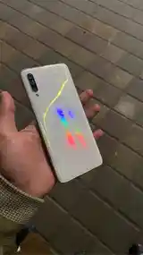 Samsung Galaxy A70-3