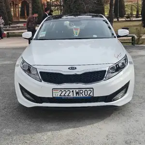 Kia K5, 2012