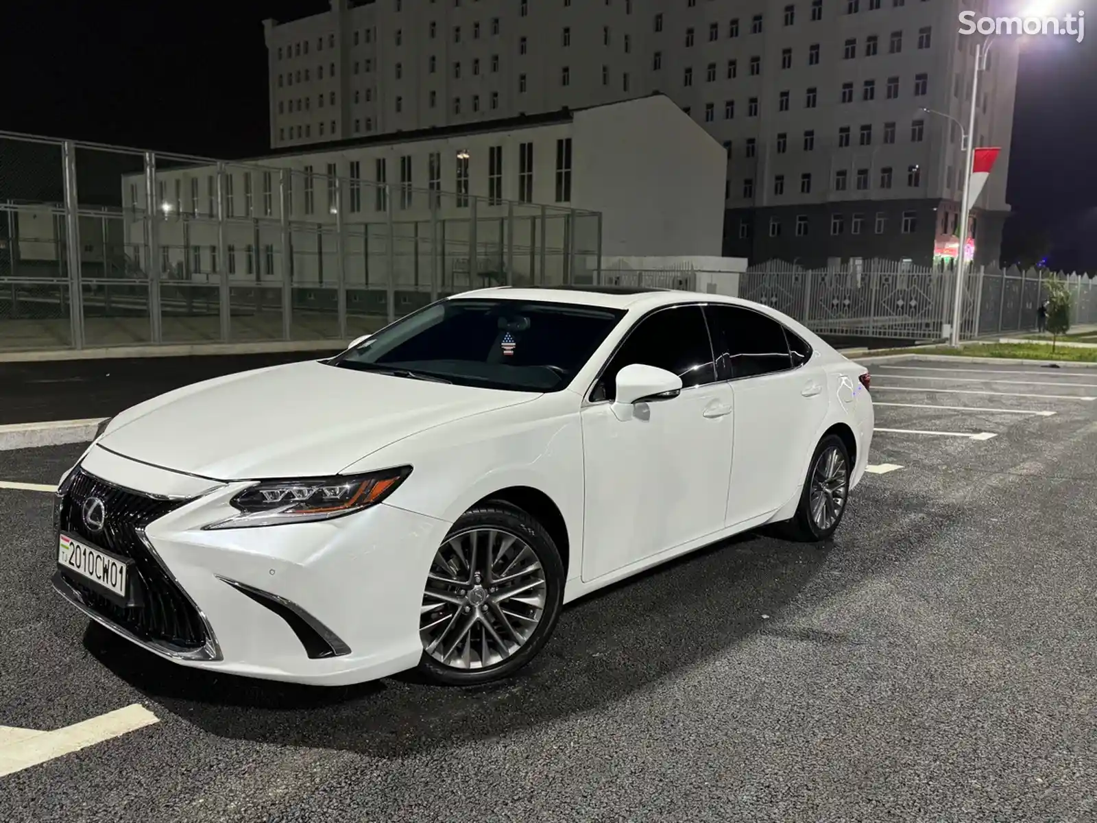 Lexus ES series, 2013-1