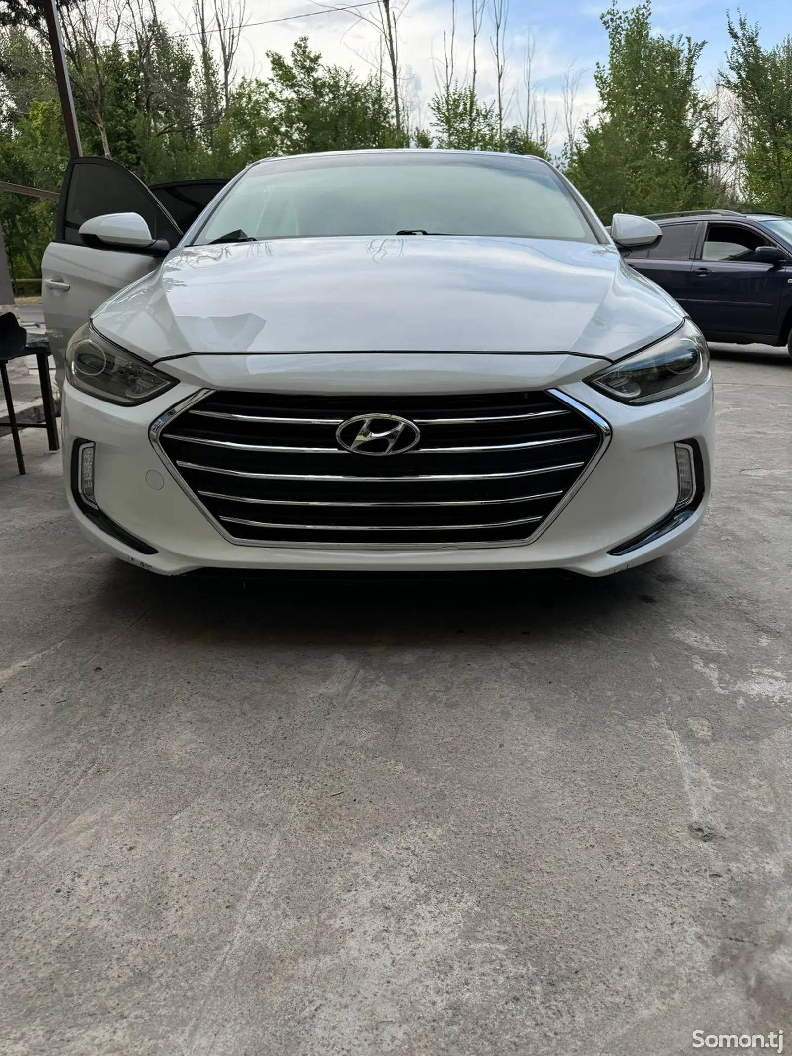 Hyundai Elantra, 2017-1