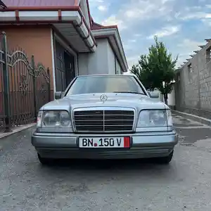 Mercedes-Benz W124, 1994