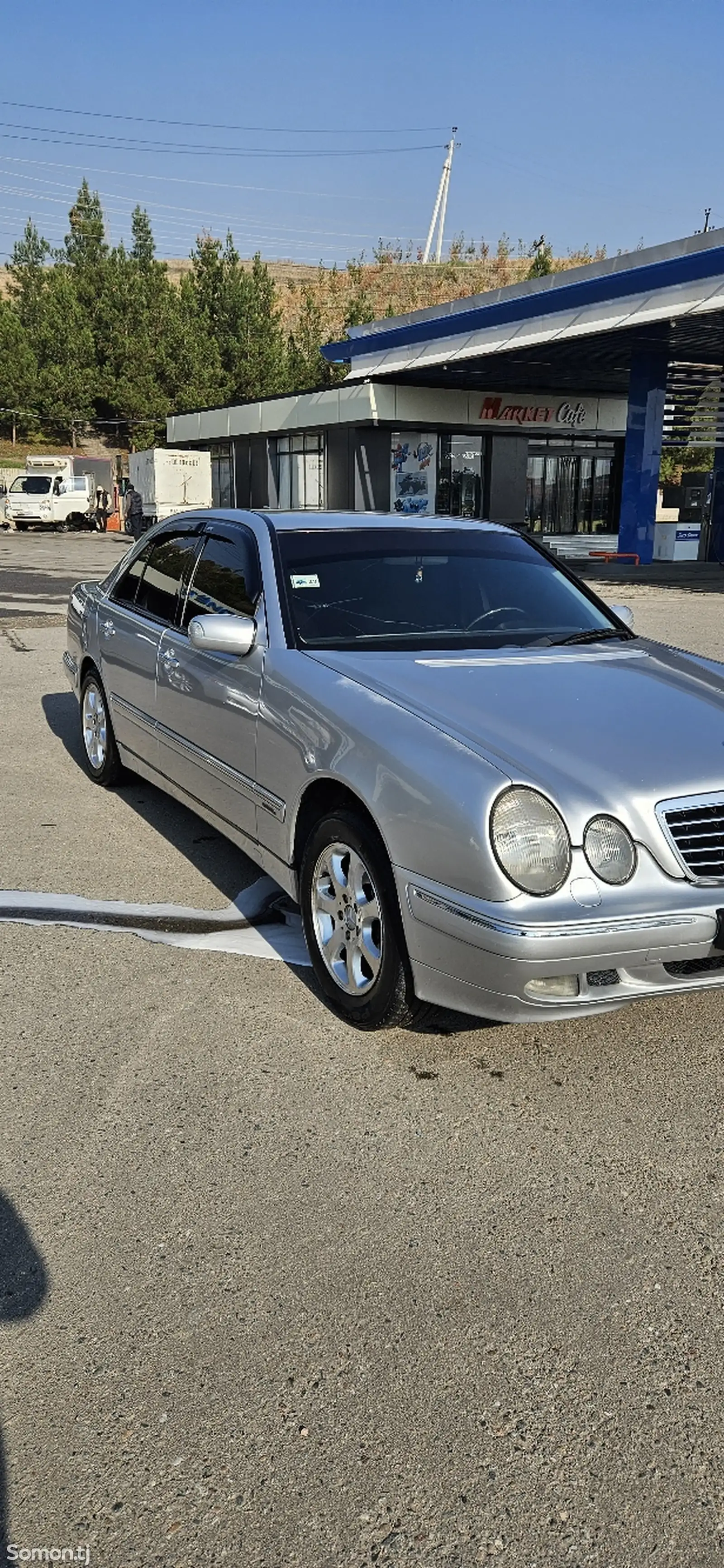 Mercedes-Benz E class, 2000-1