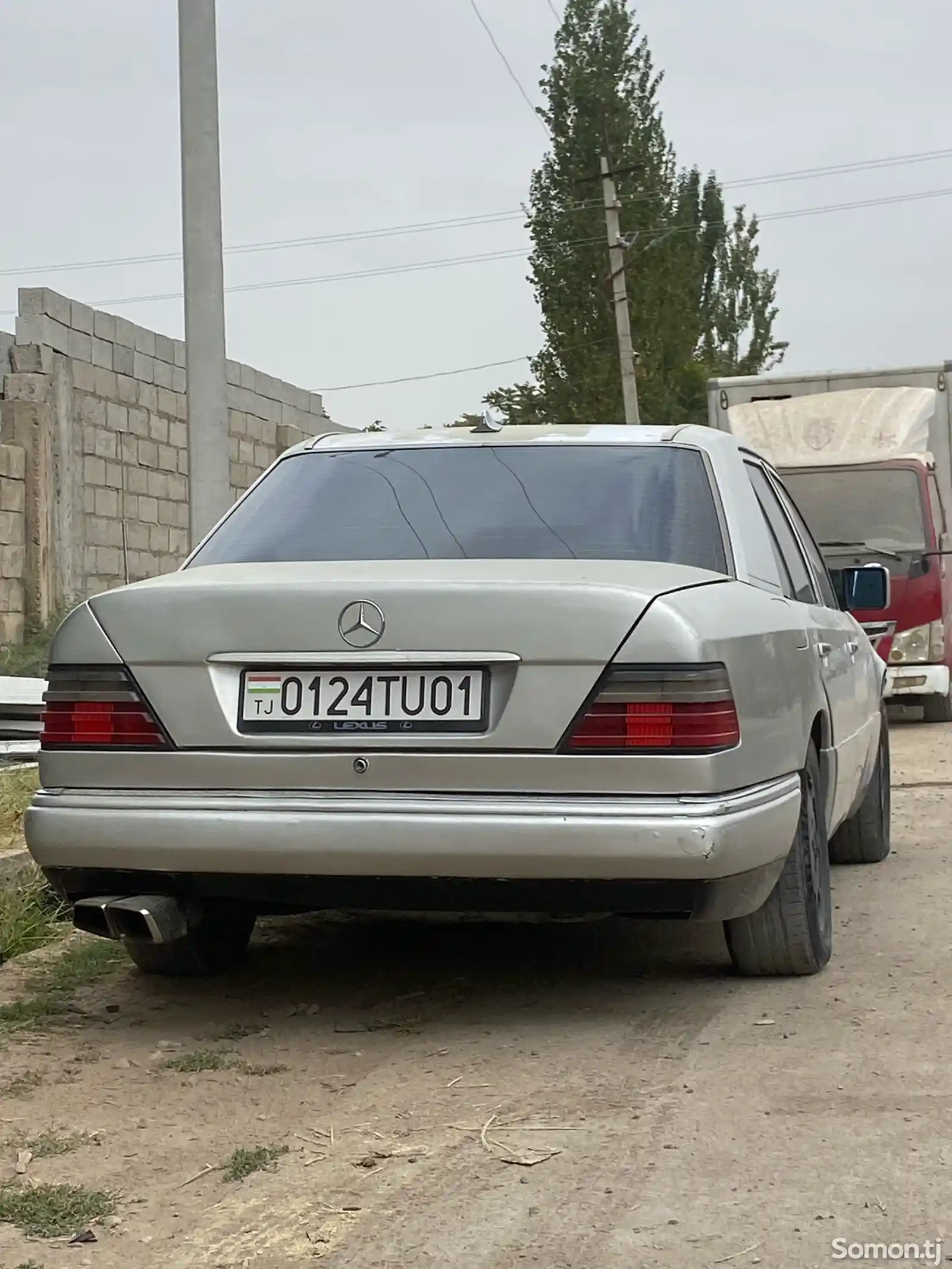 Mercedes-Benz W124, 1995-6