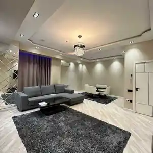 3-комн. квартира, 3 этаж, 110м², Исмоили Сомони