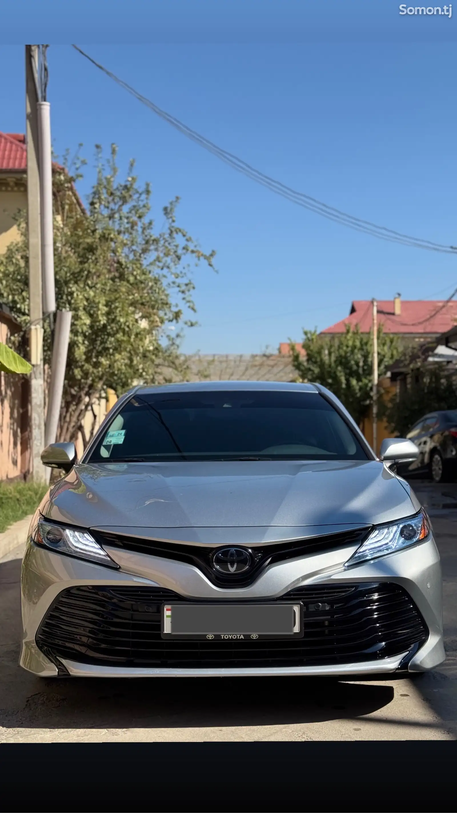 Toyota Camry, 2018-1