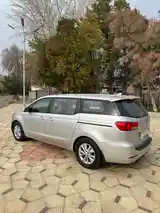 Kia Carnival, 2015-3