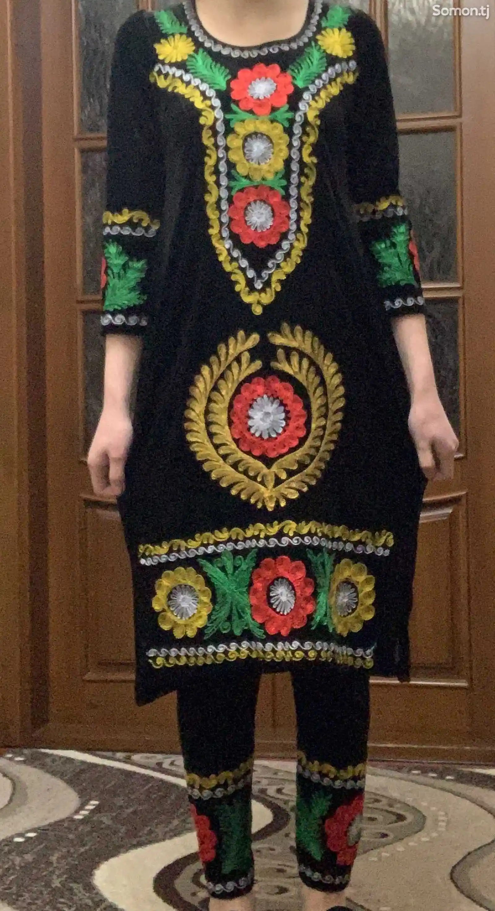 Национальное платье-1