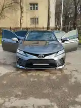 Toyota Camry, 2023-14