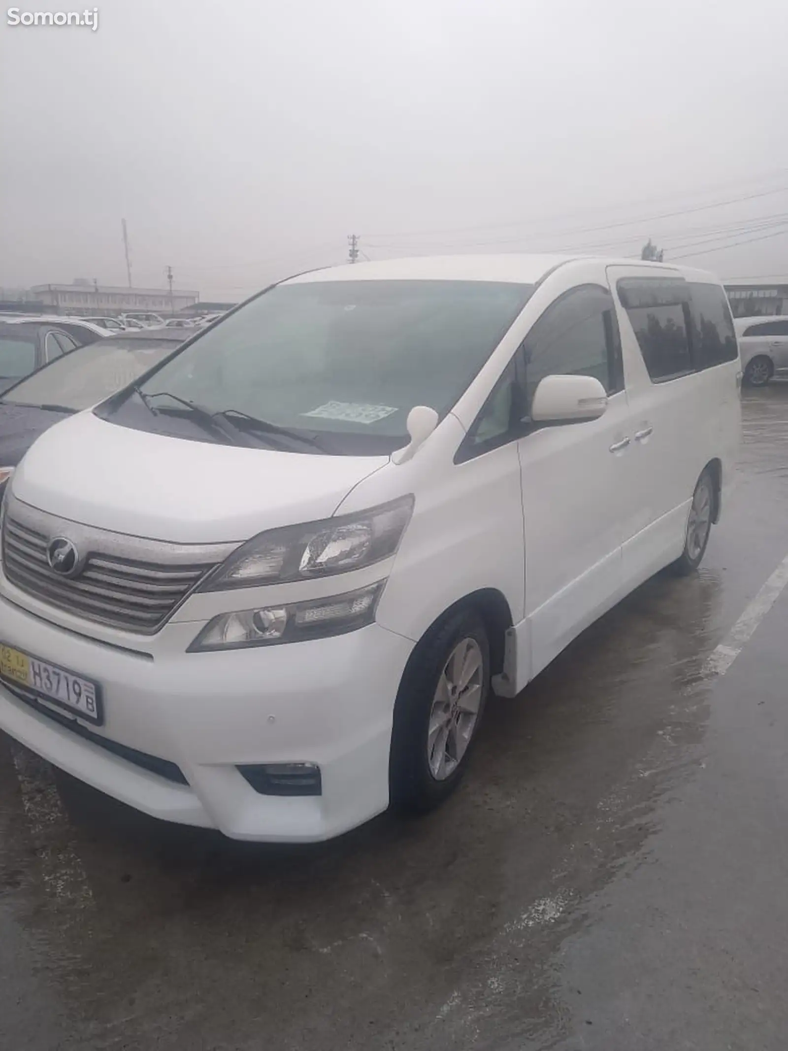 Toyota Vellfire, 2010-1