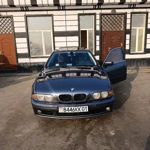 BMW 5 series, 2001