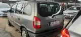 Opel Zafira, 2004-2