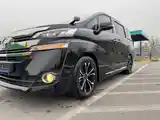 Toyota Vellfire, 2018-4