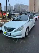 Hyundai Sonata, 2010-2