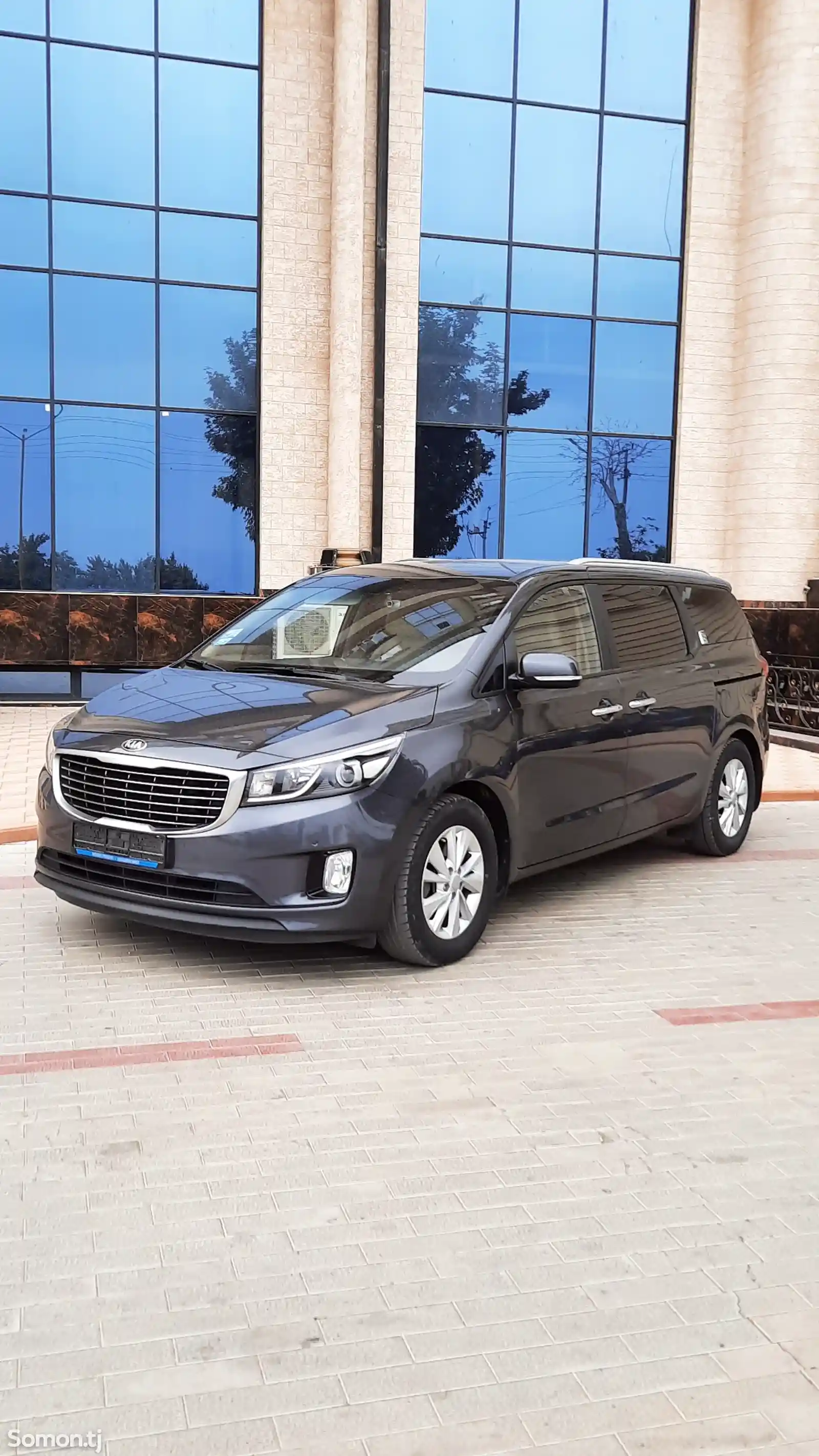 Kia Carnival, 2016-2