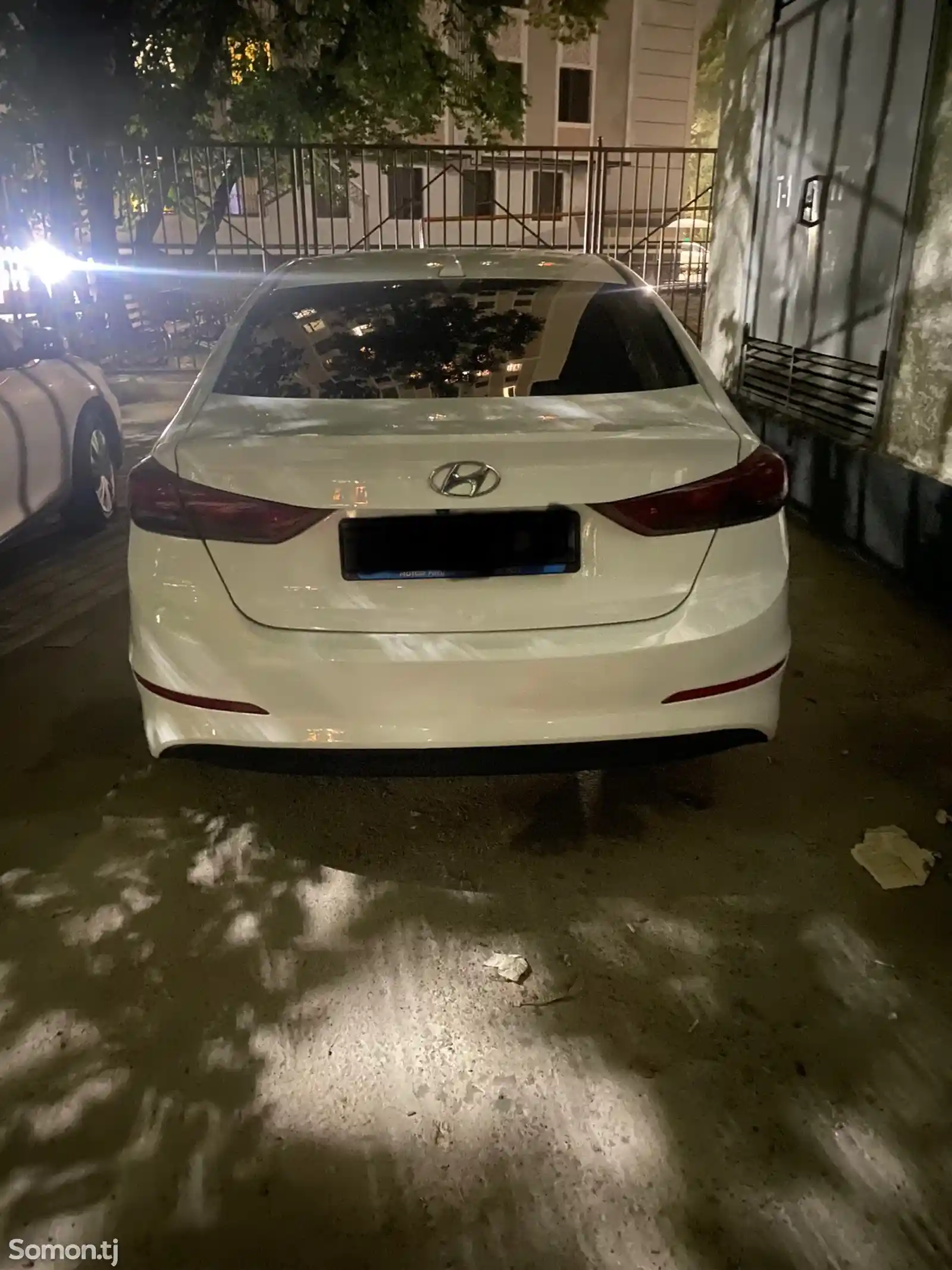 Hyundai Elantra, 2017-7