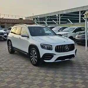 Mercedes-Benz GLB class, 2023