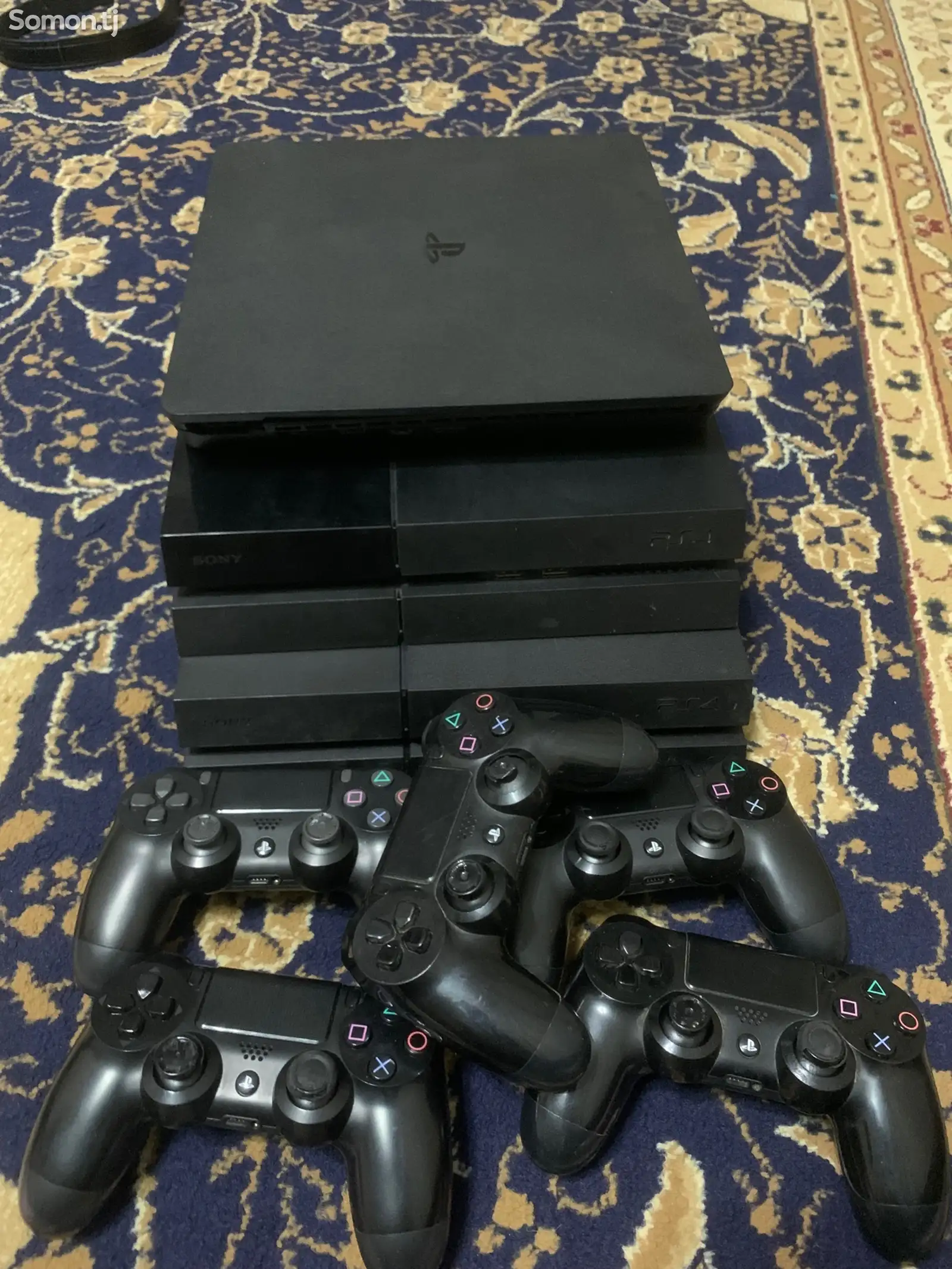 Игровая приставка Sony PS4 - 1TB-1