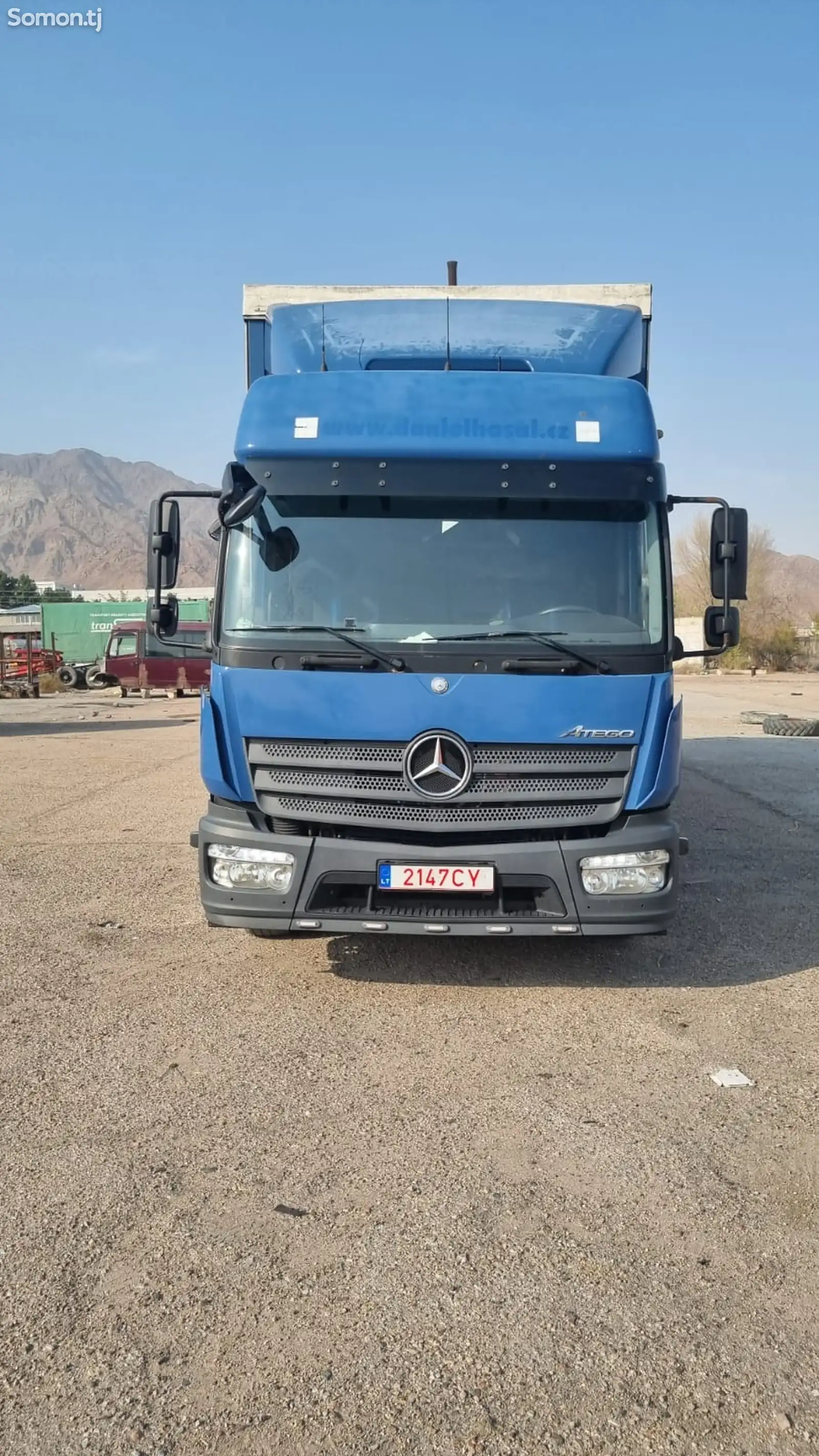 Бортовой грузовик Mercedes Atego 1224-2