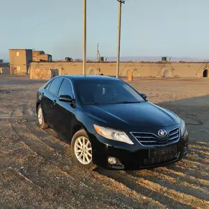 Toyota Camry, 2011