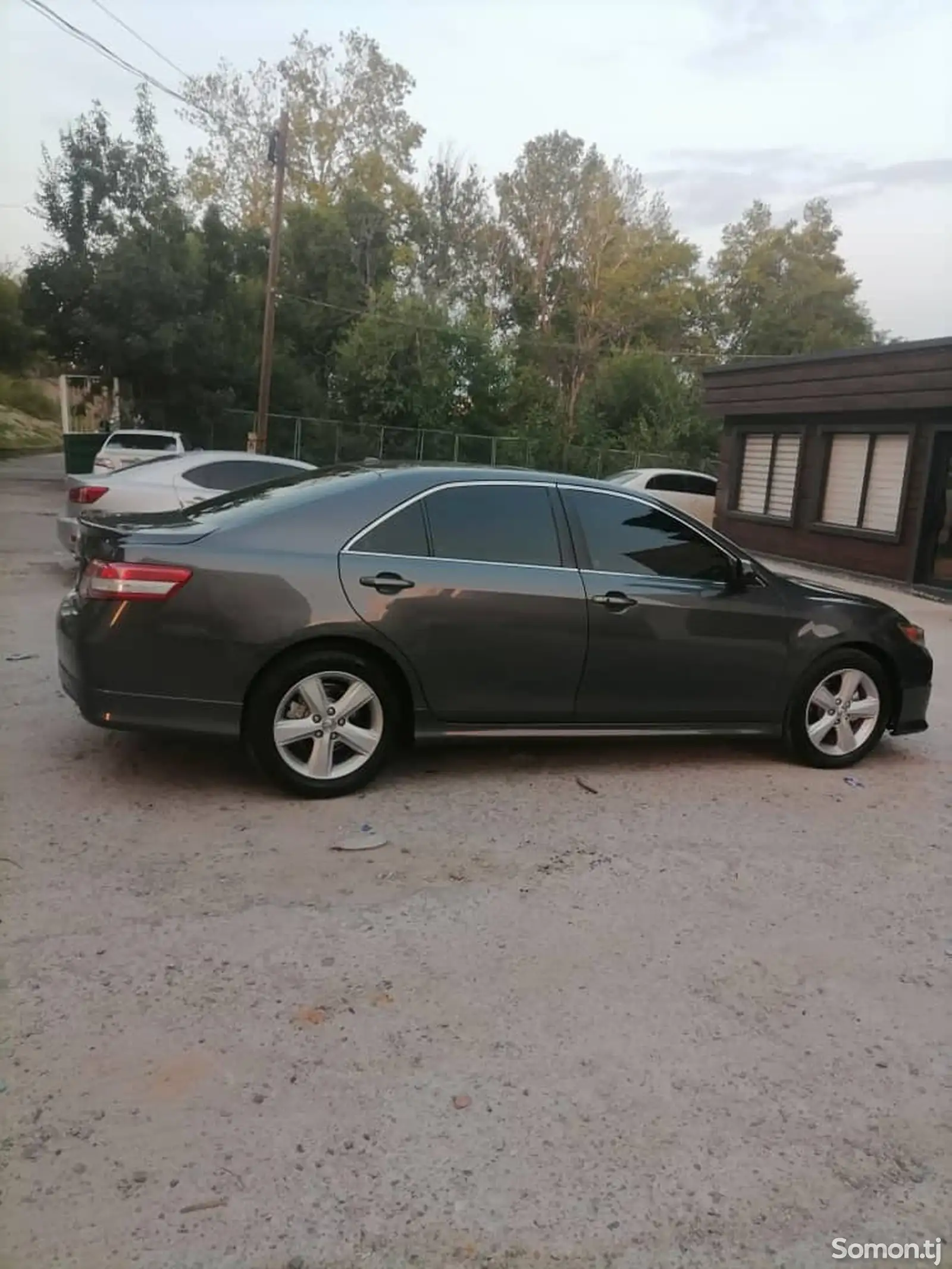 Toyota Camry, 2011-7