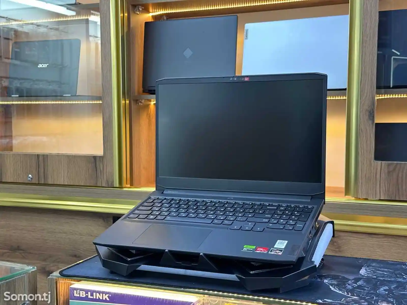 Ноутбук Lenovo IdeaPad Gaming 3 15ACH6D1-1