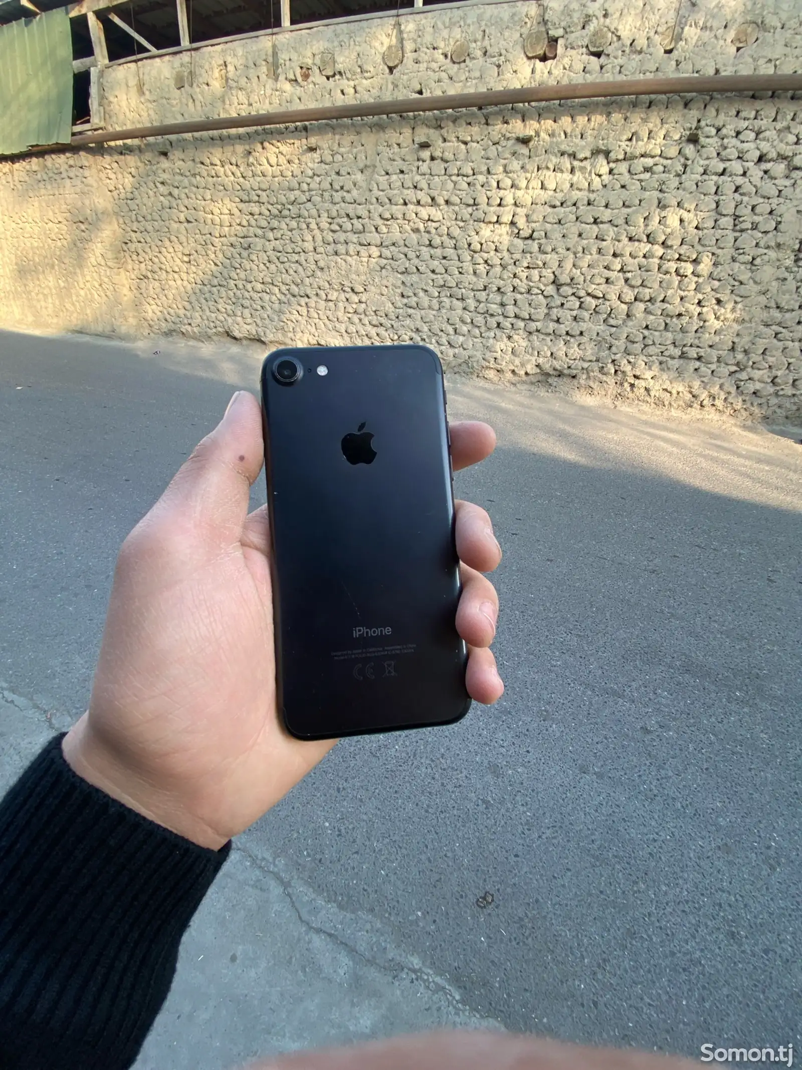 Apple iPhone 7, 32 gb-1