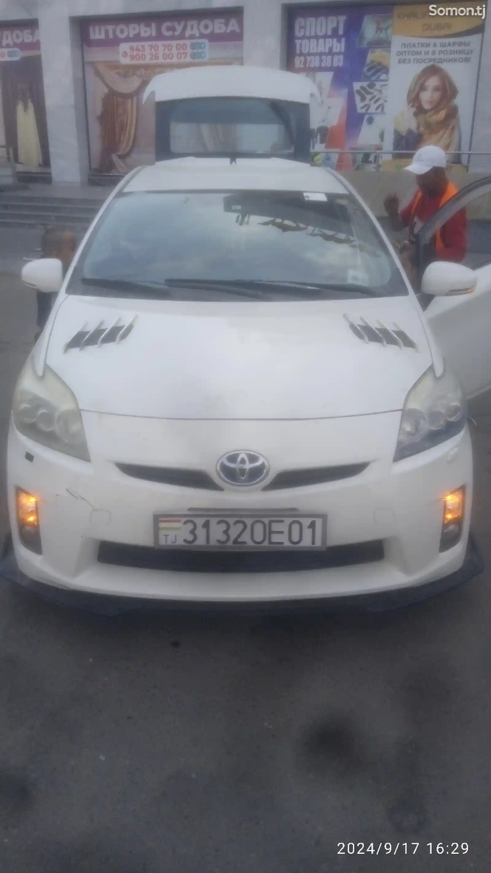 Toyota Prius, 2011-1