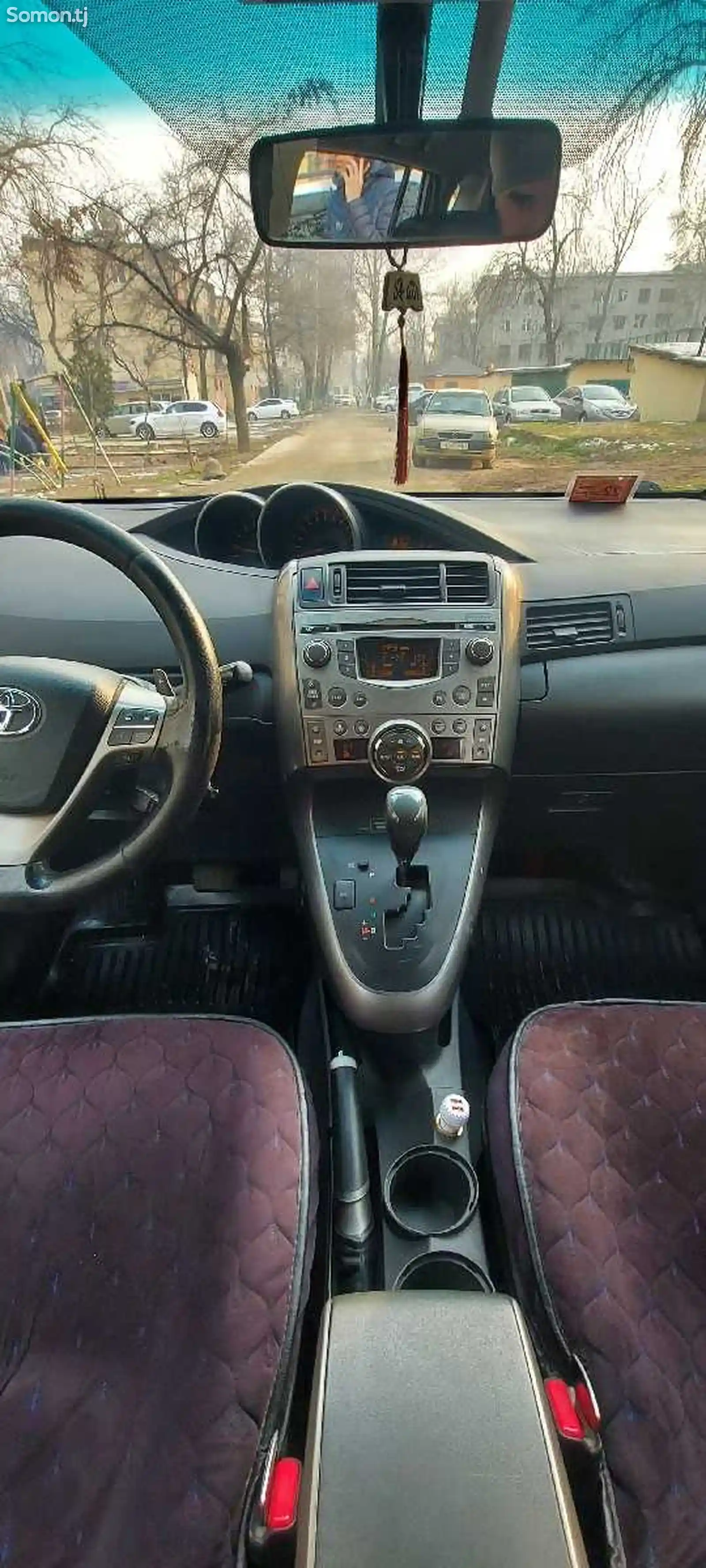 Toyota Corolla Verso, 2010-4