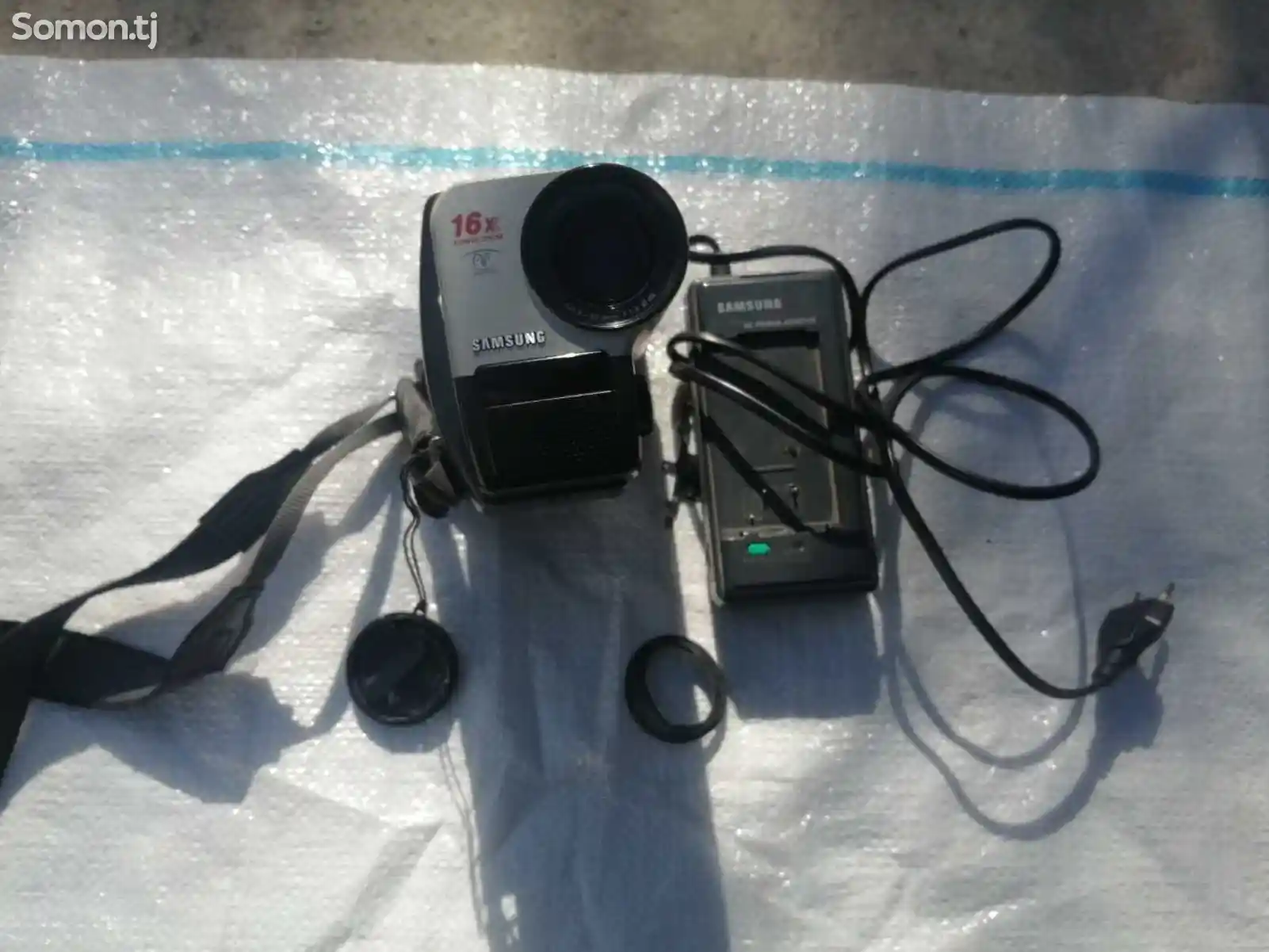 Видеокамера Samsung-2