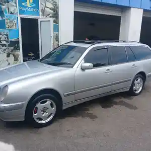 Mercedes-Benz E class, 2000