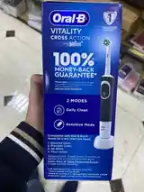 Зубная щетка Oral-B Vitality Cross Action-4