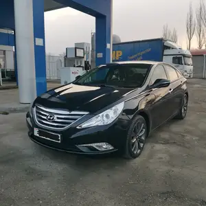 Hyundai Sonata, 2014