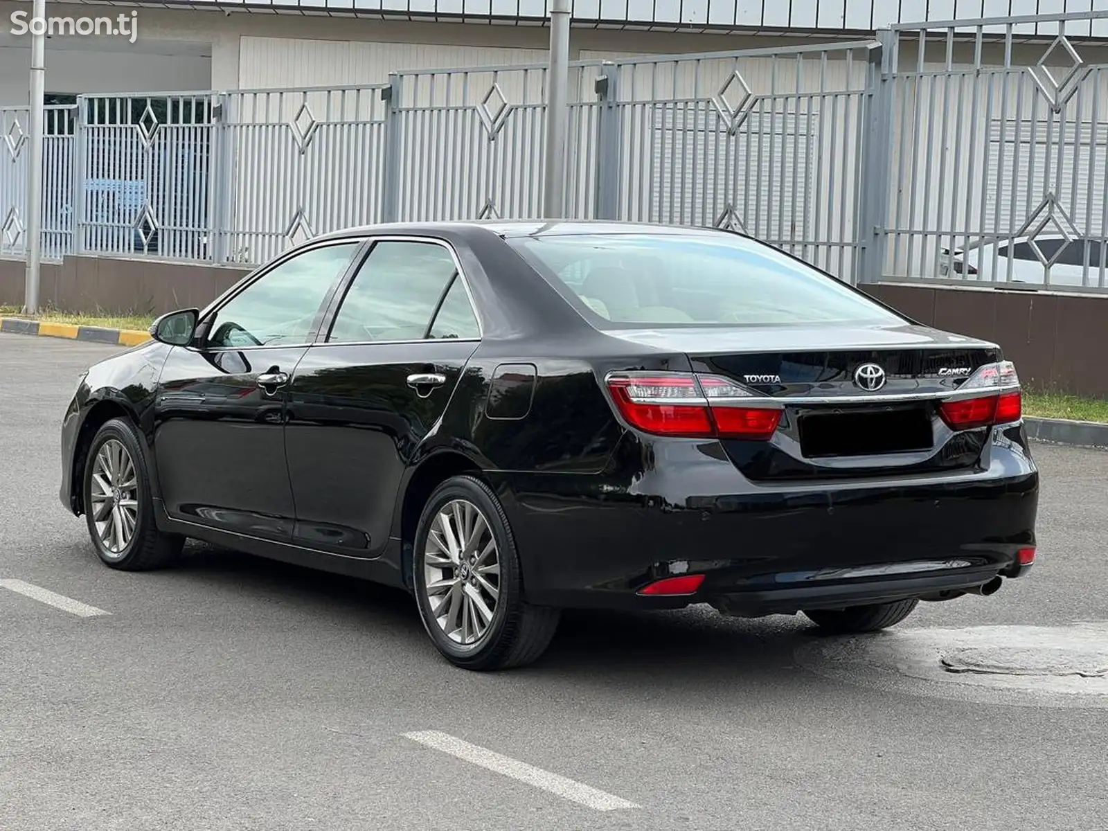 Toyota Camry, 2017-7