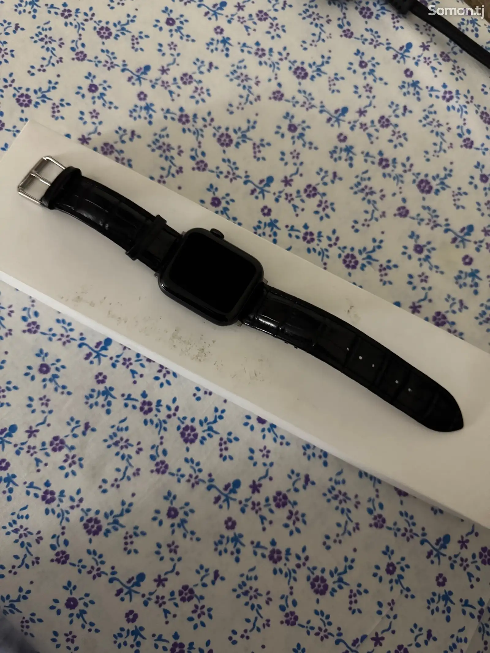 Смарт часы Apple Watch SE 44mm-1