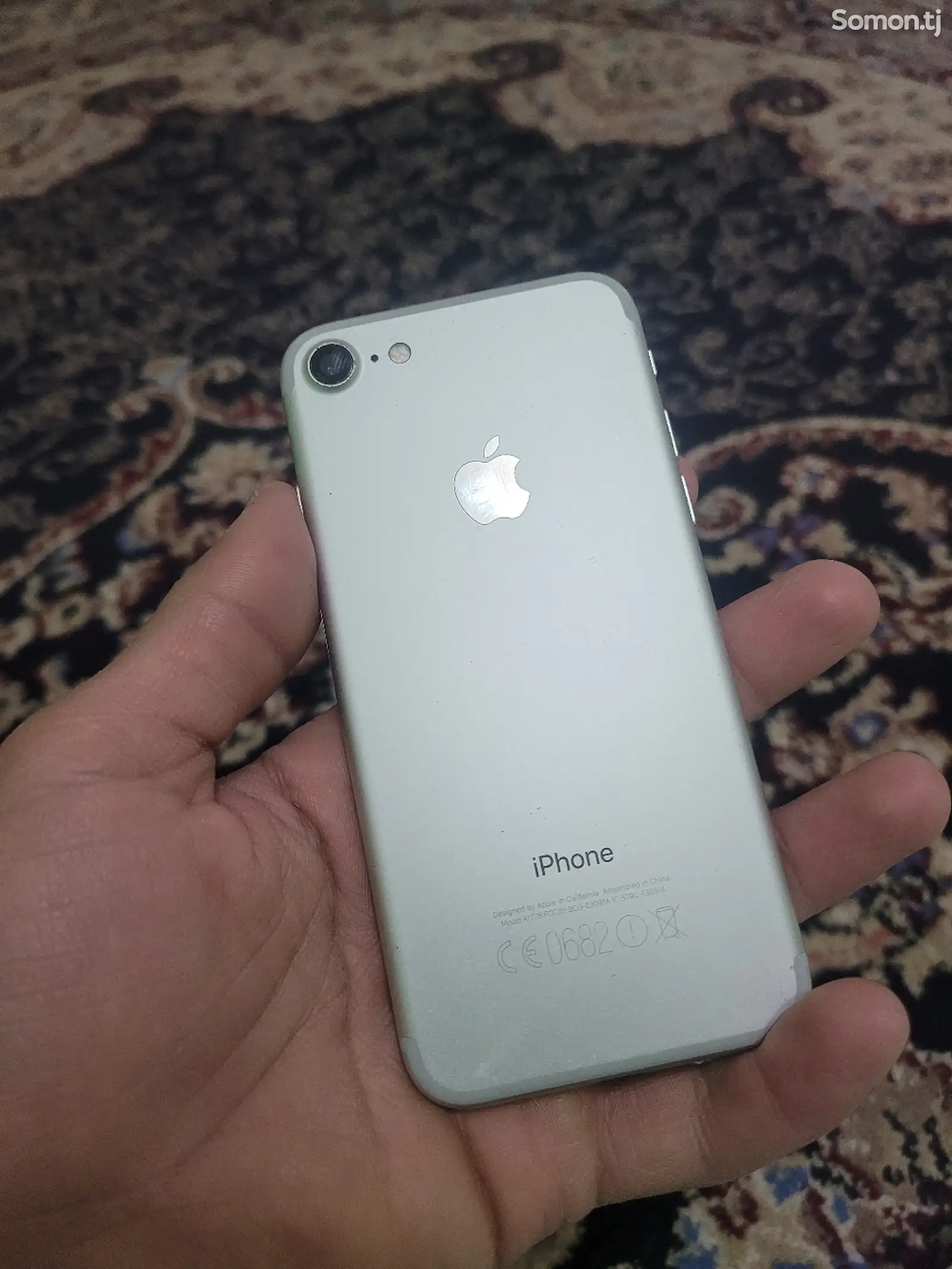 Apple iPhone 7, 32 gb-1