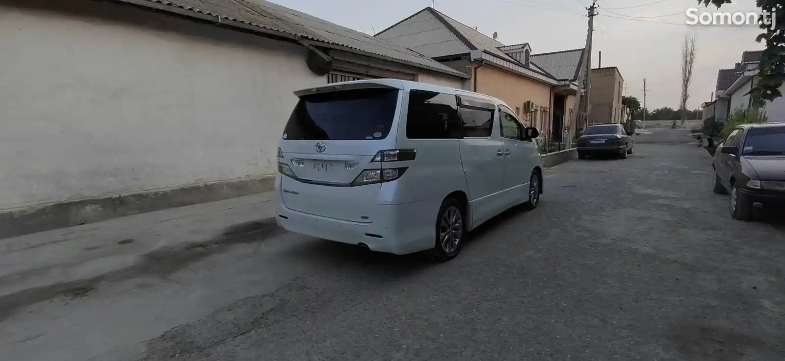 Toyota Vellfire, 2014-4