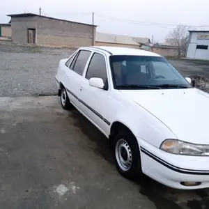 Daewoo Nexia, 1996