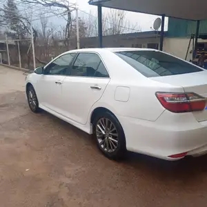 Toyota Camry, 2014