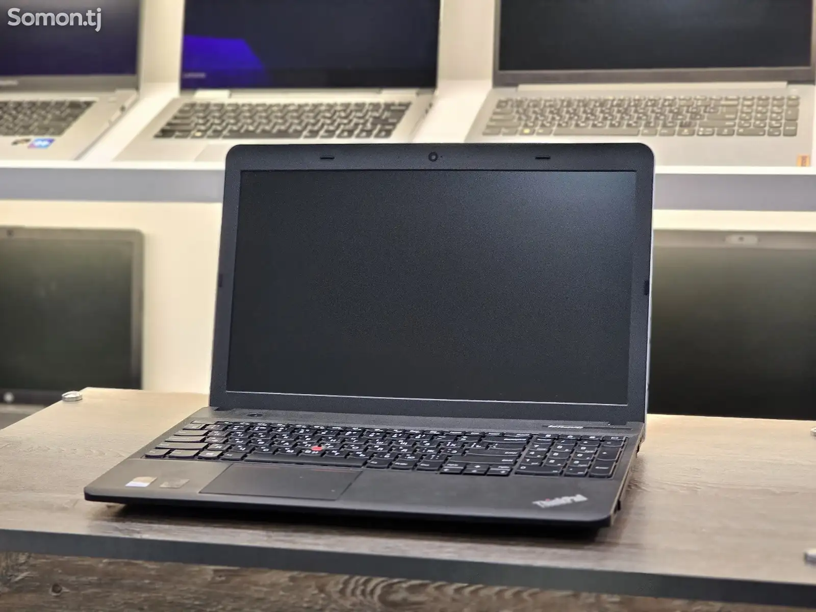 Ноутбук Lenovo 15.6 Core i5-4200M / 8GB / SSD 256GB-1