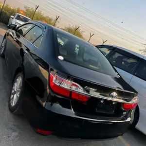 Toyota Camry, 2016