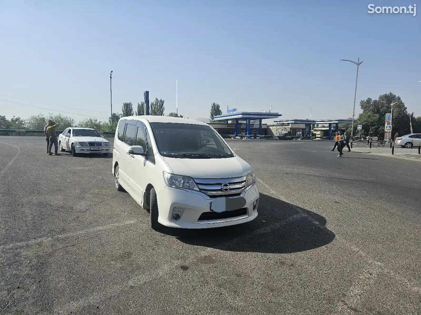 Nissan Serena, 2014-1