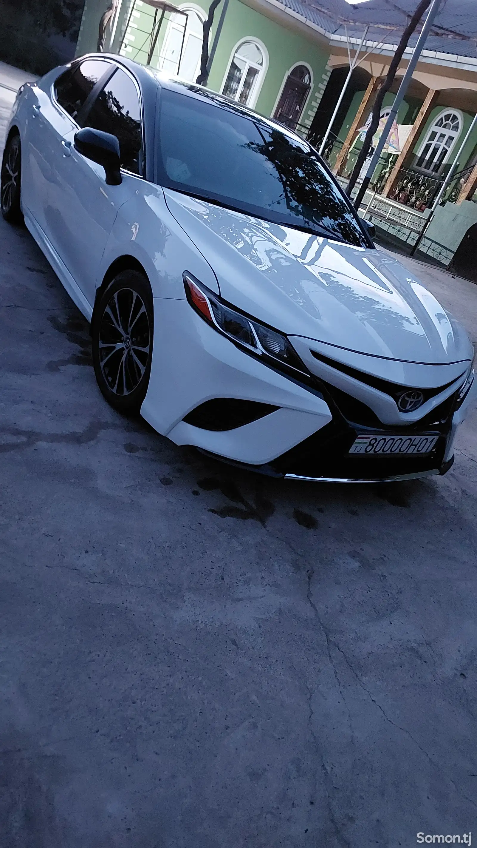 Toyota Camry, 2018-1