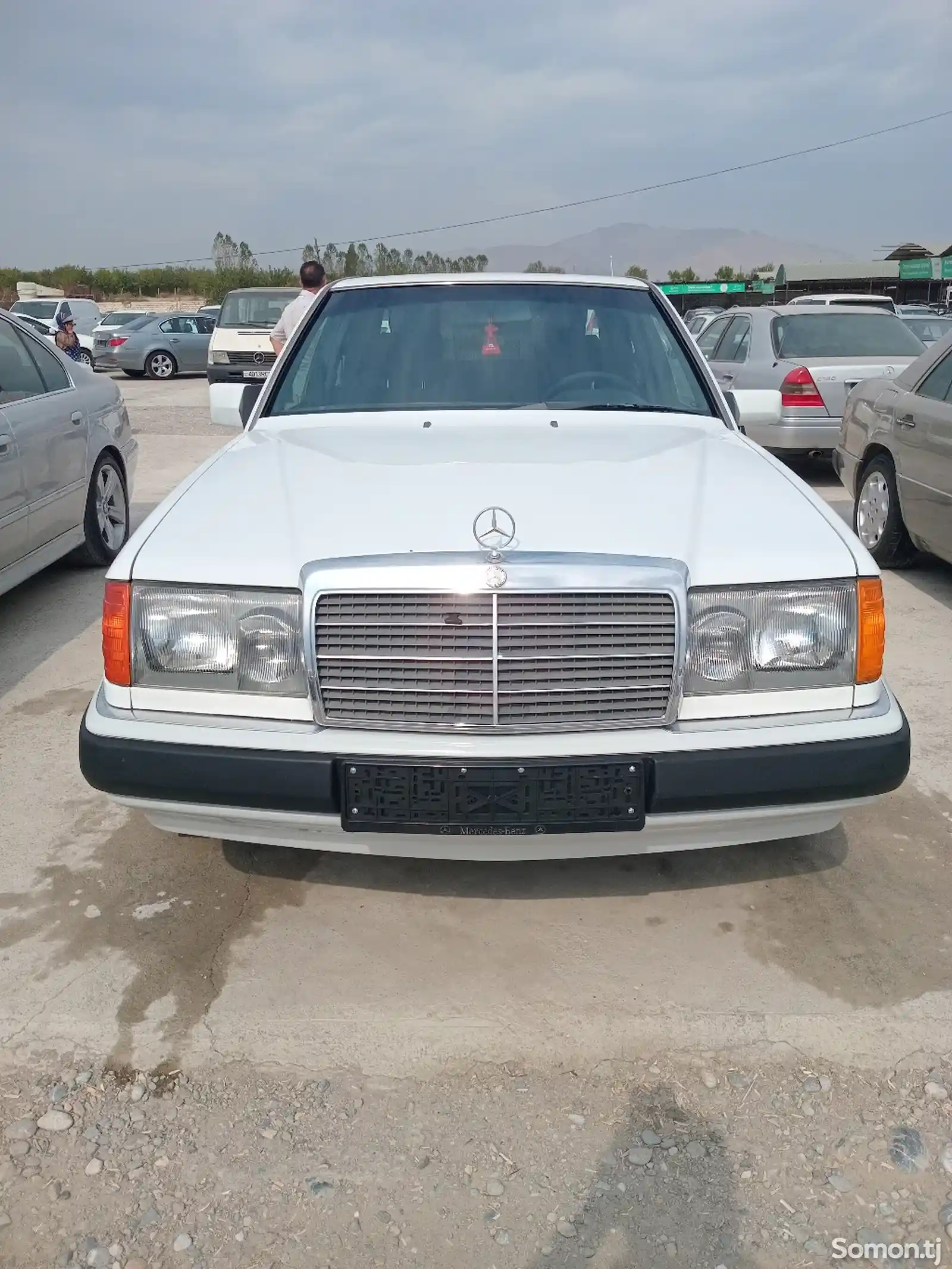 Mercedes-Benz W124, 1991-10